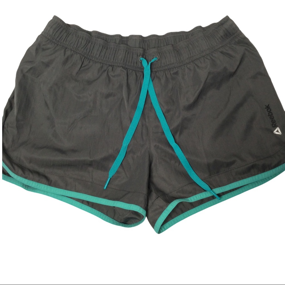 Reebok Womens Size M Gray Running Jogging Shorts